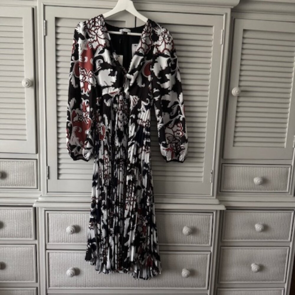 Delphi Black and white pattern dress Size S